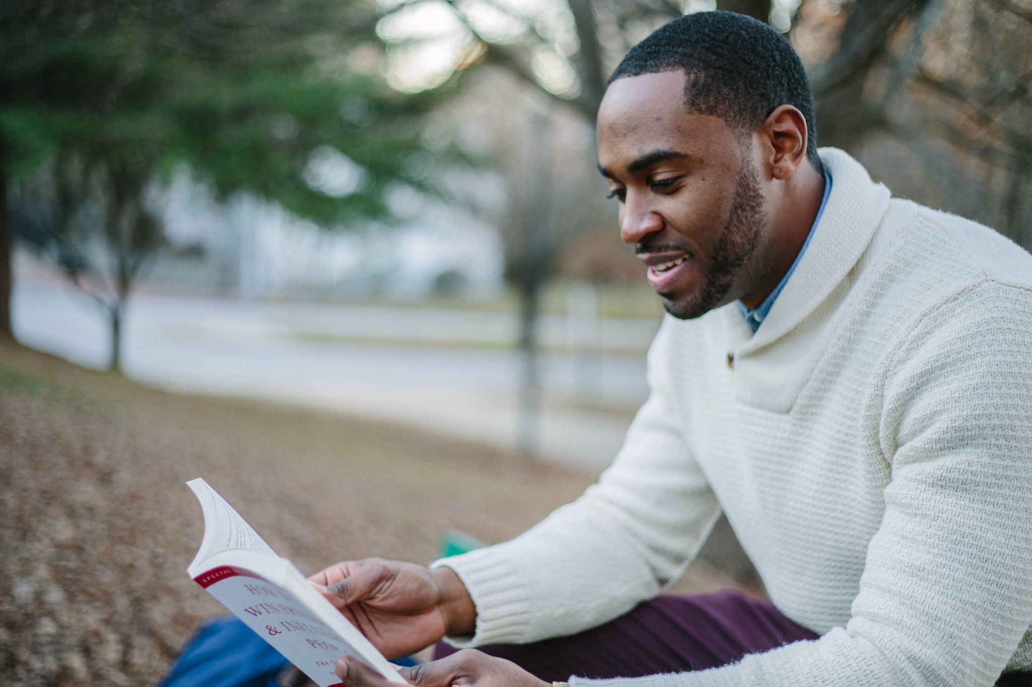 Student studying in the park.